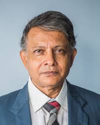 Dr Vivek Majumdar